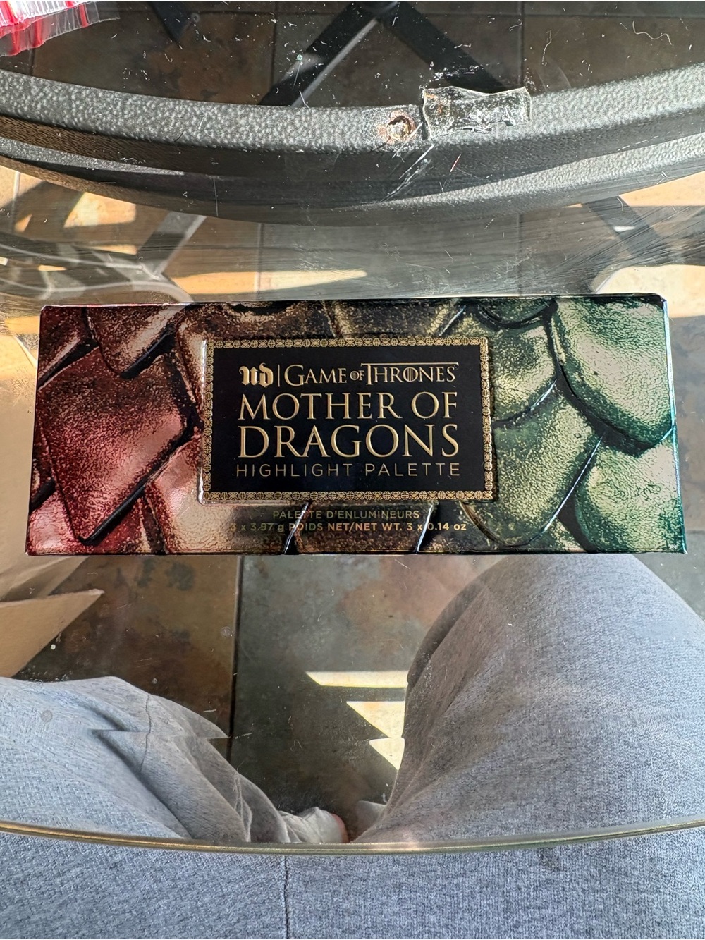 Urban Decay Mother of Dragons Highlight Palette - Red, Green